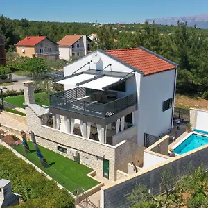  Apartment Vala, 4*, Sea View & Private Heated Pool
